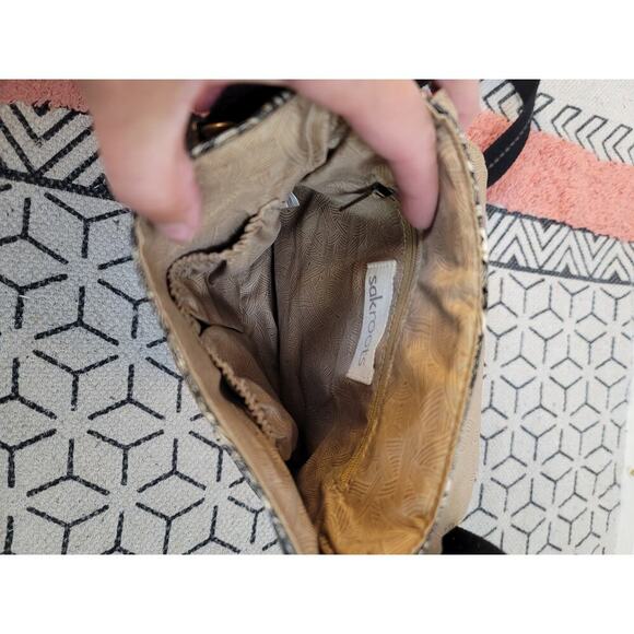 Sakroots Crossbody Black Spirit Lace Canvas Coated Bag Purse - Picture 7 of 13